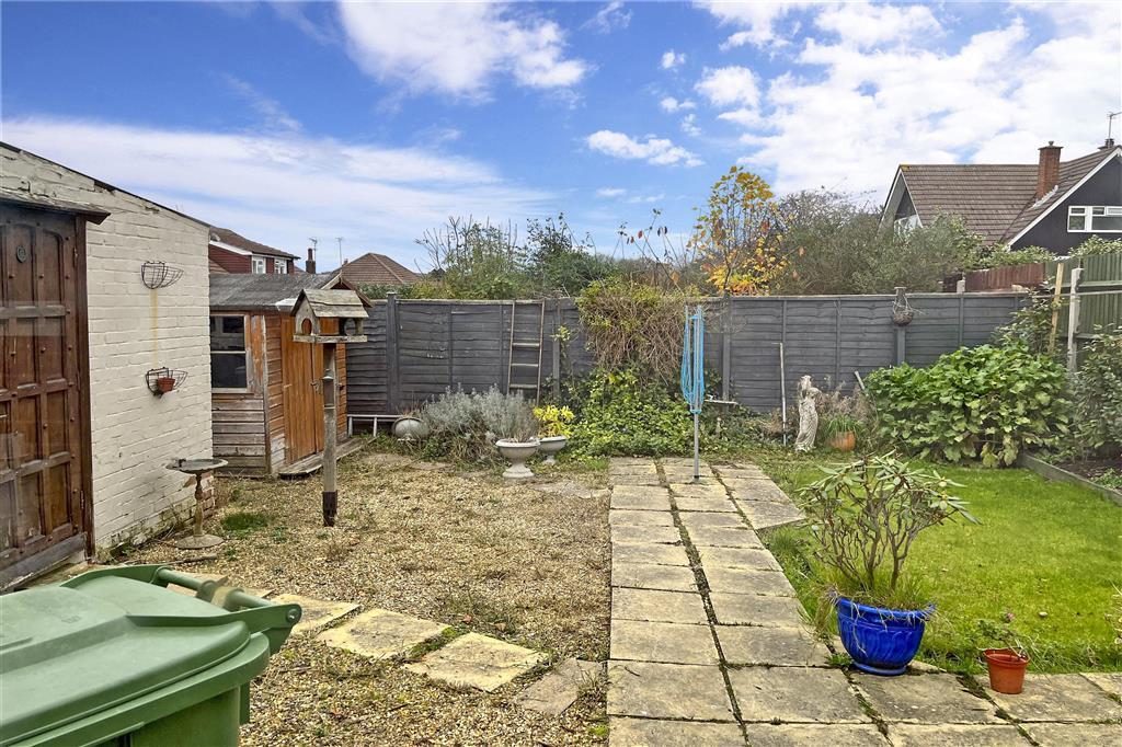 The Eco-Friendly Benefits of Garden Clearance in Cardiff